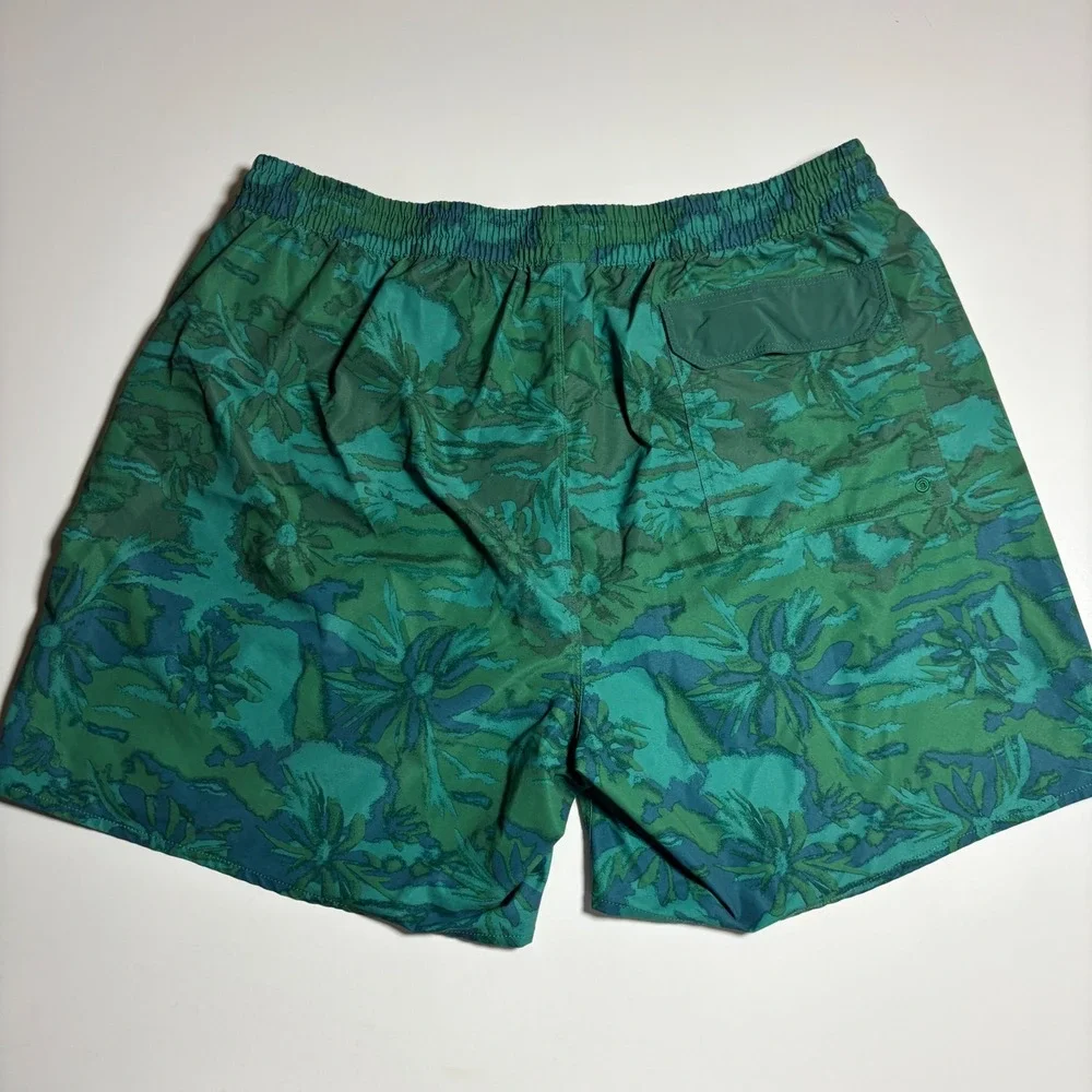 Patagonia hydro Volly Board Shorts Mens XL Green AOP Floral Tropical Beach